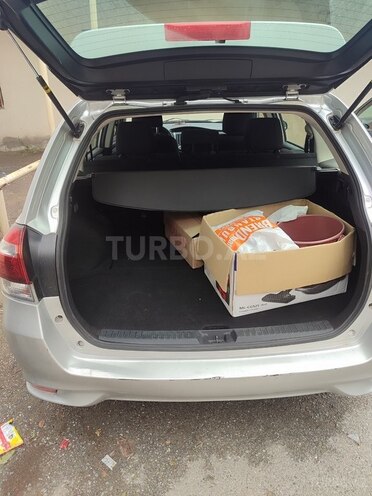 Toyota Corolla Fielder 2016, 135,000 km - 1.5 л - Bakı