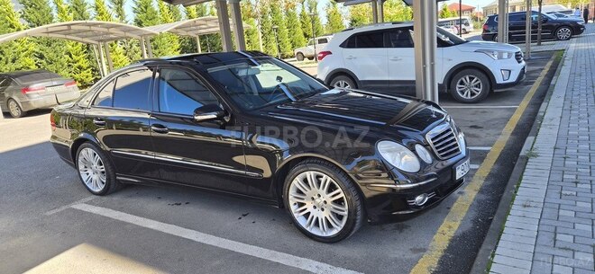 Mercedes E 350 2008, 210,000 km - 3.5 л - Quba