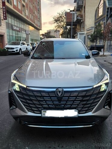 Changan  2025, 80 km - 1.5 л - Bakı