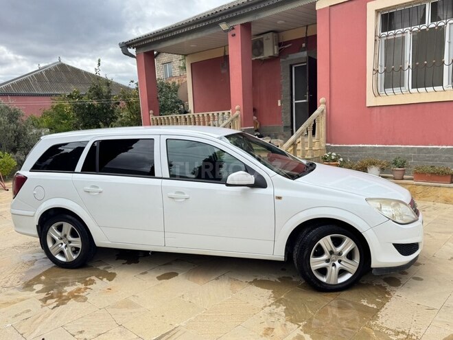 Opel Astra 2009, 341,000 km - 1.3 л - Bakı