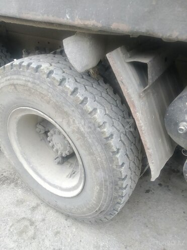 KamAz 55111 1988, 990,000 km - 11.0 л - Siyəzən