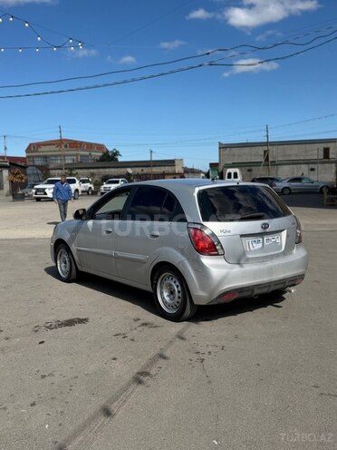 Kia Rio 2010, 256,000 km - 1.5 l - Xaçmaz