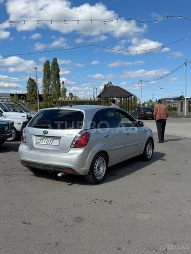Kia Rio 2010, 256,000 km - 1.5 l - Xaçmaz