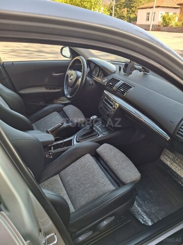 BMW 120 2006, 219,276 km - 2.0 л - Qax