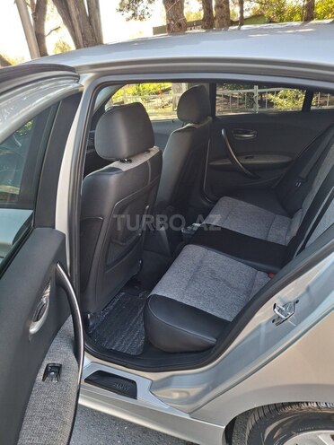 BMW 120 2006, 219,276 km - 2.0 л - Qax