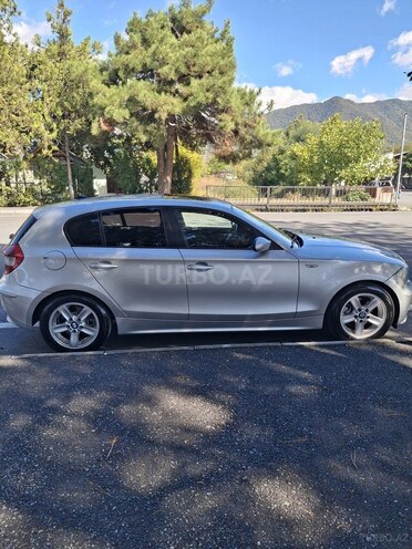 BMW 120 2006, 219,276 km - 2.0 л - Qax