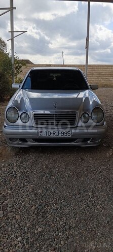 Mercedes E 230 1995, 200,000 km - 2.3 л - Goranboy