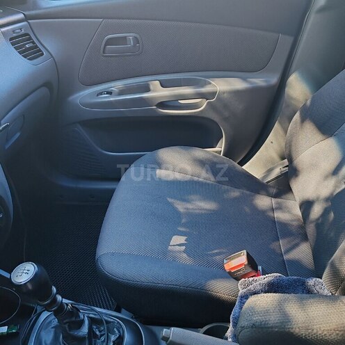 Kia Rio 2005, 333,544 km - 1.6 л - Şəki