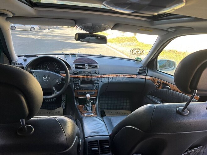 Mercedes E 240 2004, 300,000 km - 2.6 л - Balakən