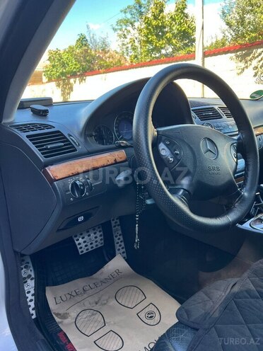 Mercedes E 240 2004, 300,000 km - 2.6 л - Balakən