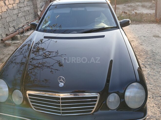 Mercedes E 240 1998, 288,000 km - 2.4 л - Bakı