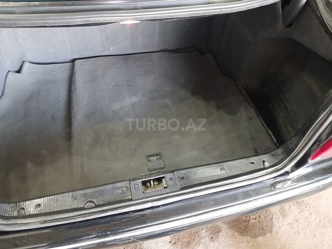 Mercedes E 240 1998, 288,000 km - 2.4 л - Bakı