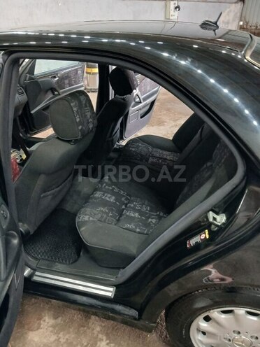 Mercedes E 240 1998, 288,000 km - 2.4 л - Bakı