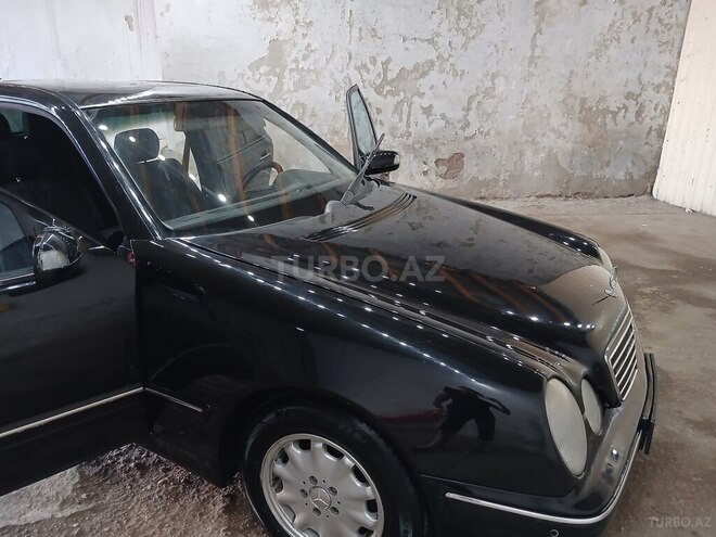 Mercedes E 240 1998, 288,000 km - 2.4 л - Bakı