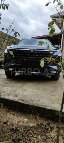 Changan  2025, 21,000 km - 1.5 л - Bakı