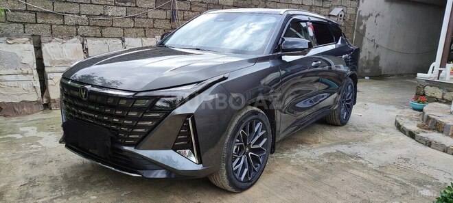 Changan  2025, 21,000 km - 1.5 л - Bakı