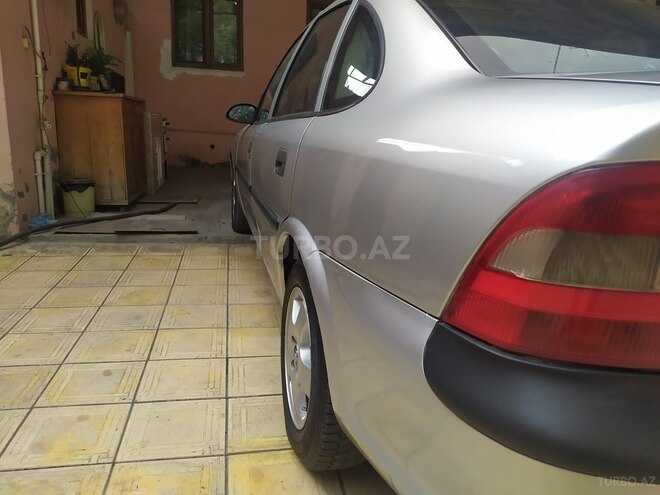 Opel Vectra 1997, 257,720 km - 1.6 л - Gəncə