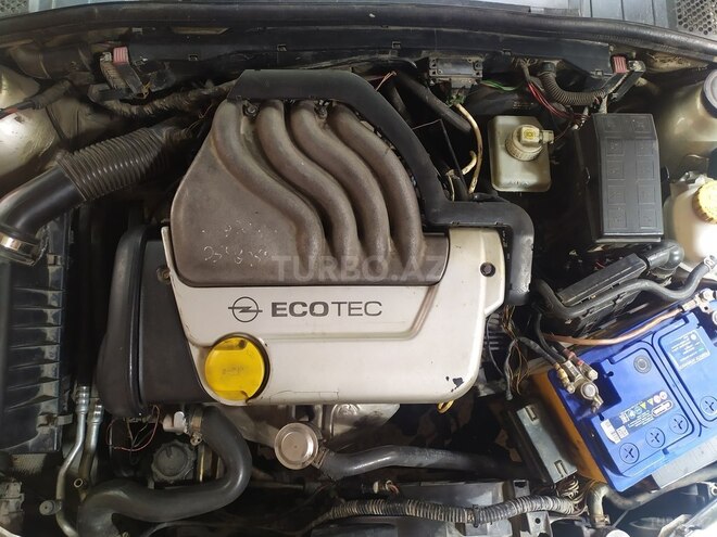 Opel Vectra 1997, 257,720 km - 1.6 л - Gəncə