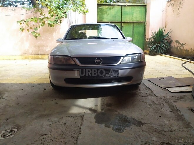 Opel Vectra 1997, 257,720 km - 1.6 л - Gəncə
