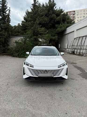 Changan Eado 2025, 7,700 km - 1.5 л - Bakı