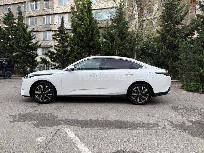 Changan Eado 2025, 7,700 km - 1.5 л - Bakı