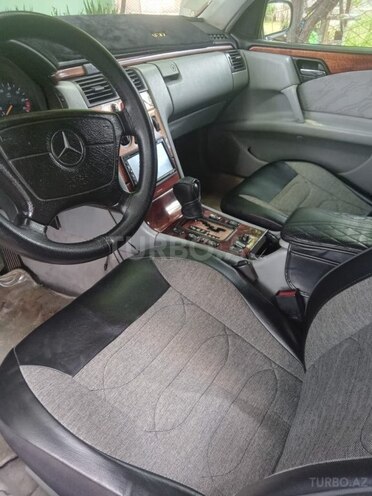 Mercedes E 200 1998, 355,000 km - 2.0 л - Gəncə