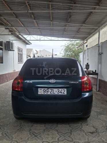 Toyota Corolla 2005, 228,000 km - 1.4 л - Salyan