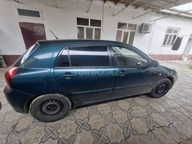 Toyota Corolla 2005, 228,000 km - 1.4 л - Salyan