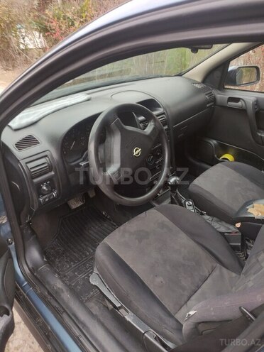 Opel Astra 1998, 421,000 km - 1.6 л - Şəki