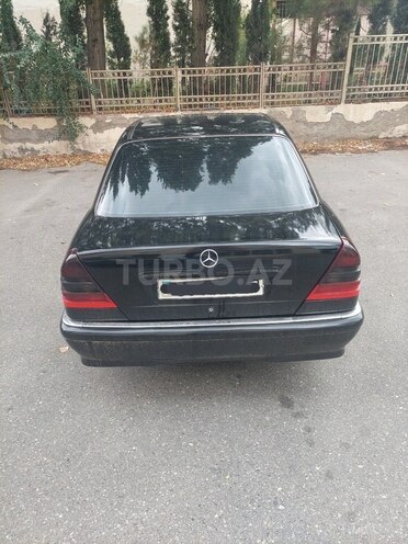 Mercedes C 220 2000, 387,000 km - 2.2 л - Bakı