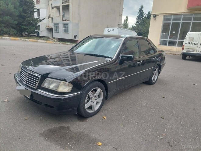 Mercedes C 220 2000, 387,000 km - 2.2 л - Bakı