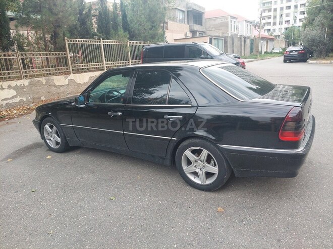 Mercedes C 220 2000, 387,000 km - 2.2 л - Bakı