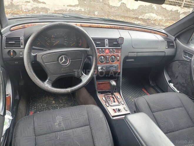 Mercedes C 220 2000, 387,000 km - 2.2 л - Bakı