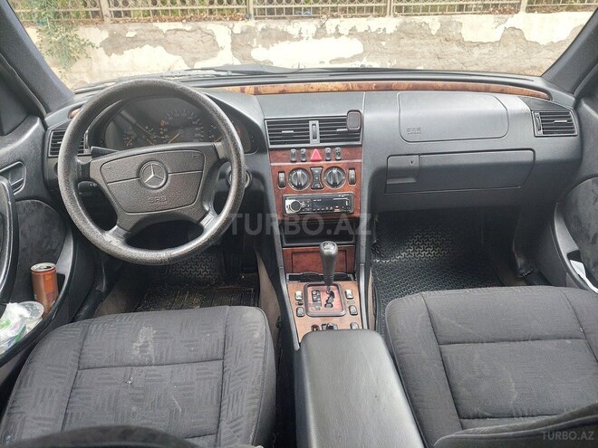 Mercedes C 220 2000, 387,000 km - 2.2 л - Bakı