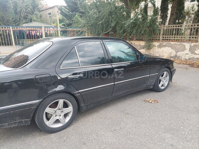 Mercedes C 220 2000, 387,000 km - 2.2 л - Bakı