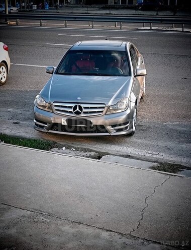 Mercedes C 250 2012, 297,807 km - 1.8 л - Yevlax