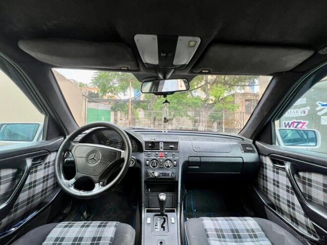 Mercedes C 180 1995, 566,820 km - 1.8 л - Bakı