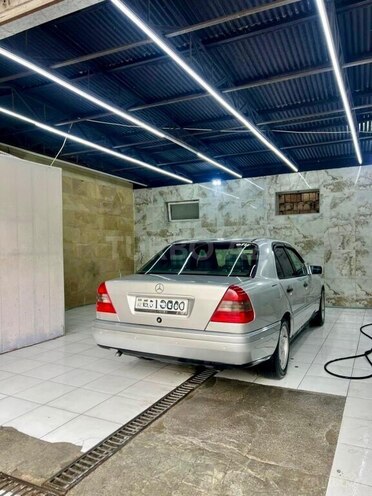 Mercedes C 180 1995, 566,820 km - 1.8 л - Bakı