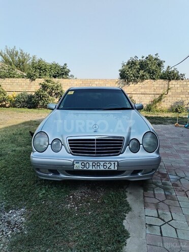 Mercedes E 220 1999, 560,000 km - 2.2 л - Ağcabədi