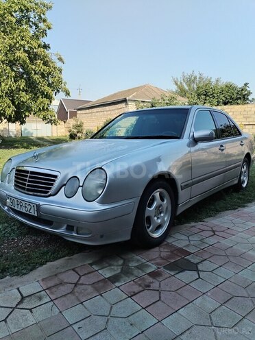 Mercedes E 220 1999, 560,000 km - 2.2 л - Ağcabədi