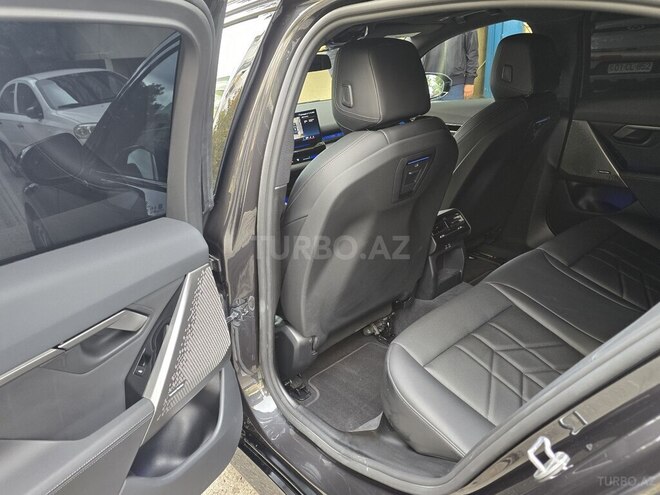 BMW 530 2025, 12,700 km - 2.0 л - Bakı