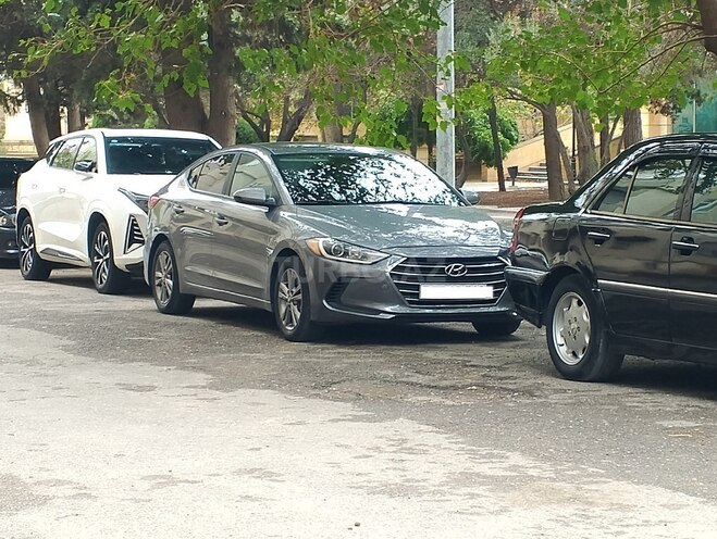 Hyundai Elantra 2017, 165,217 km - 2.0 л - Bakı