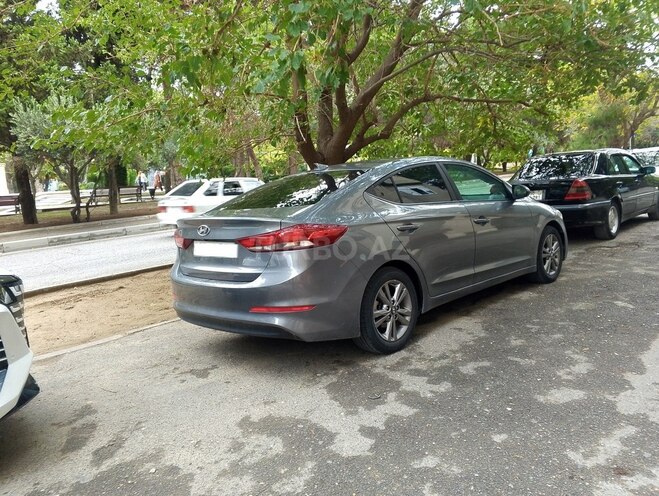 Hyundai Elantra 2017, 165,217 km - 2.0 л - Bakı