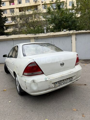 Nissan Sunny 2010, 330,000 km - 1.6 л - Bakı