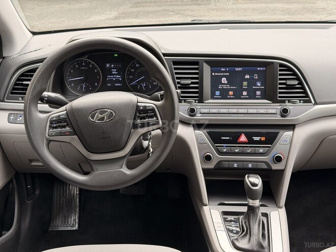 Hyundai Elantra 2018, 96,000 km - 2.0 л - Bakı