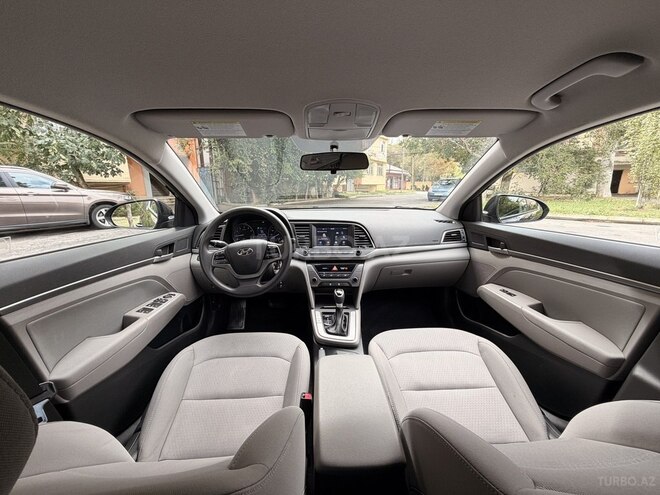 Hyundai Elantra 2018, 96,000 km - 2.0 л - Bakı