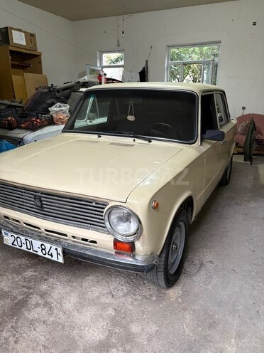 LADA (VAZ) 21011 1985, 160,000 km - 1.3 л - Gəncə
