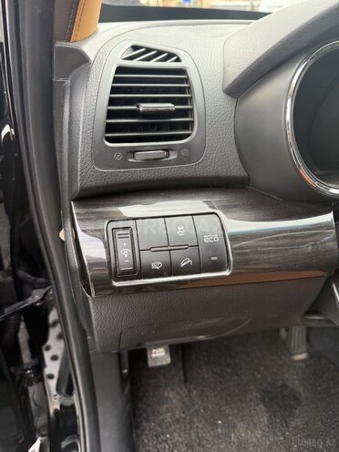 Kia Sorento 2011, 300,000 km - 2.0 л - Bakı