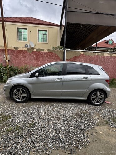 Mercedes B 170 2010, 110,000 km - 1.7 л - Bakı
