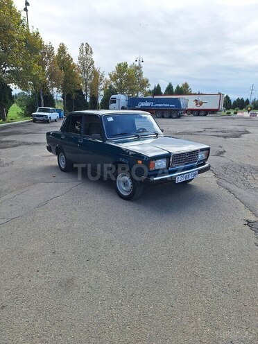 LADA (VAZ) 2107 2005, 98,456 km - 1.6 л - Yevlax